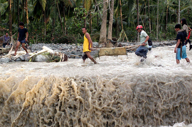 Количество жертв тайфуна «Бофа» на Филиппинах превысило 500 человек