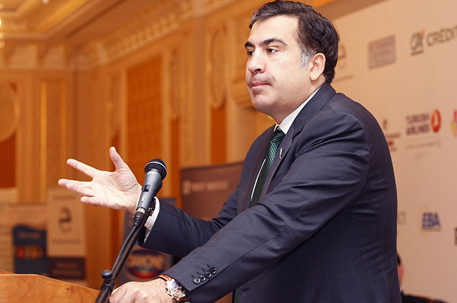 Михаила Саакашвили заподозрили в нецелевых тратах бюджета на уколы ботокса