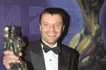 Автор и ведущий программы «Намедни» на церемонии вручения 8-й Национальной телевизионной премии «ТЭФИ-2002»