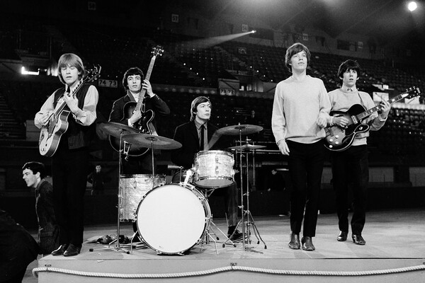 Группа The Rolling Stones во время репетиции, 1964&nbsp;год
