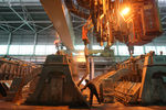 Хакасский алюминиевый завод, запущенный в Саяногорске в 2006 году, стал первым алюминиевым заводом, построенным в России за 20 лет. На его базе может появиться новый производственный комплекс — Хакасская технологическая долина, — объем инвестиций в который может составить около 130 млрд руб., заявлял глава региона Виктор Зимин