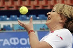 Валентина Матвиенко на теннисном корте, 2006 год