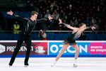 Александра Бойкова и Дмитрий Козловский выступают в короткой программе на чемпионате России — 2022