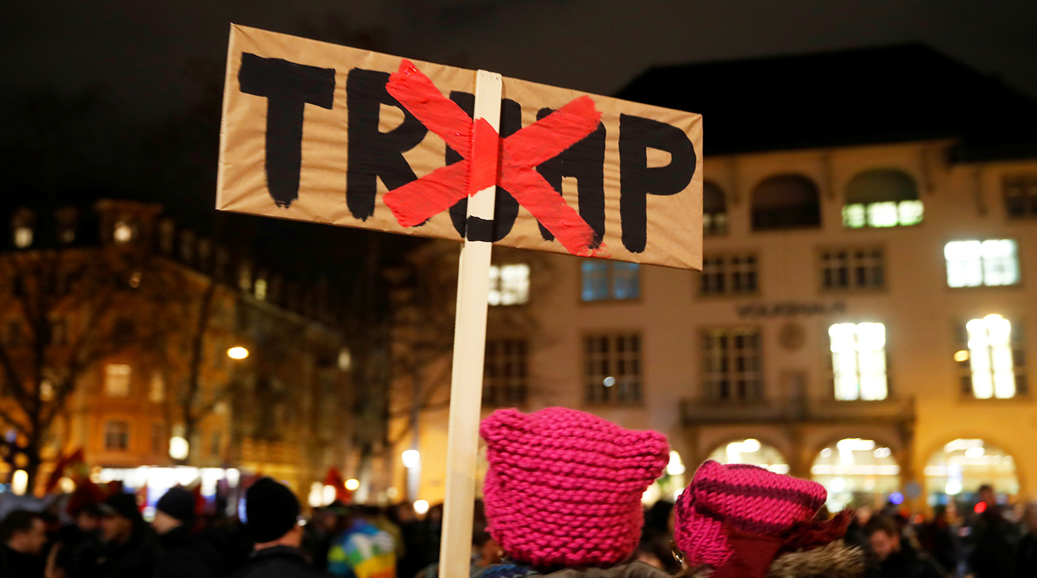 Акция протеста против визита президента США Дональда Трампа в Швейцарию в Цюрихе, 23 января 2018 года