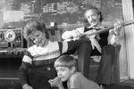 Ольга Корбут с мужем, певцом Леонидом Борткевичем и сыном Ричардом, 1987 год