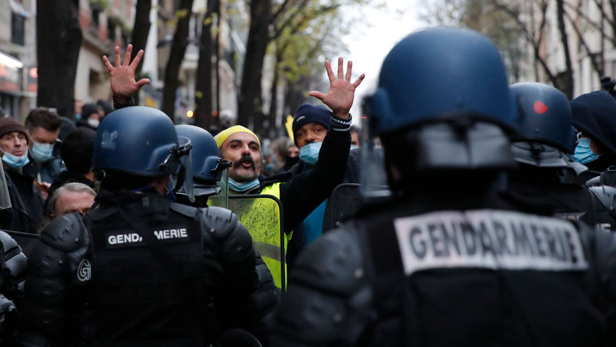 Акция протеста в Париже, 5 декабря 2020 года