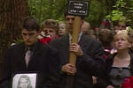 Похороны жертв трагедии в Минске, которая произошла 30 мая 1999 года