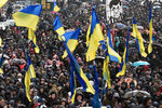 Участники акции национального корпуса (организация запрещена в РФ) на площади Свободы в Киеве, 16 марта 2019 года