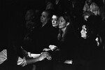 Справа налево: Нина Максимовна (мать), Марина Влади (вдова), Людмила Абрамова (бывшая жена и мать двух сыновей Высоцкого — Аркадия и Никиты) на церемонии прощания в здании Театра на Таганке в Москве, 28 июля 1980 года