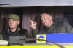 Владислав Галкин и Владимир Гостюхин на съемках сериала «Дальнобойщики» под Тарусой, 2004 год