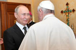 Президент России Владимир Путин и папа Римский Франциск во время встречи в Ватикане, 4 июля 2019 года