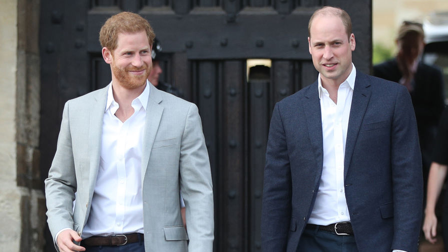 СМИ: принц Уильям "в отчаянии" из-за возвращения брата Гарри в Великобританию 
