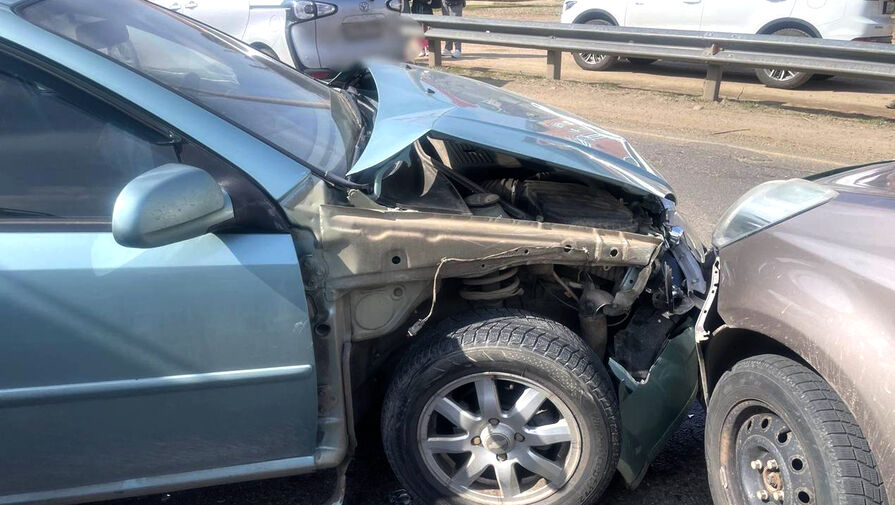 В Краснодаре пять авто по очереди попали в ДТП, пострадал ребенок