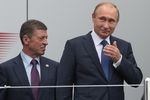 Президент России Владимир Путин и заместитель председателя правительства Дмитрий Козак