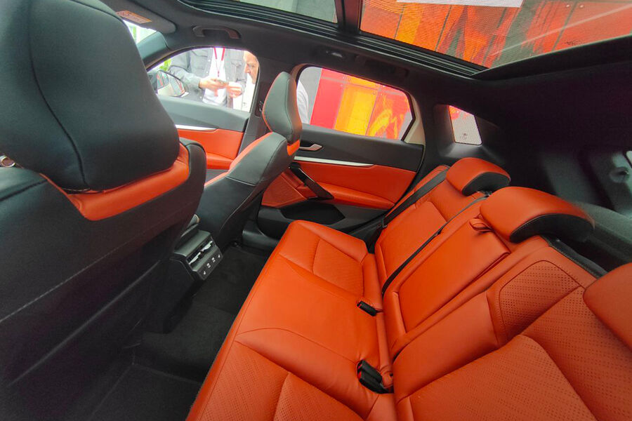 Интерьер Lada Azimut