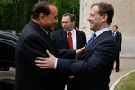 Президент России Дмитрий Медведев и Сильвио Берлускони во время встречи в государственной резиденции в Барвихе, 2009 год