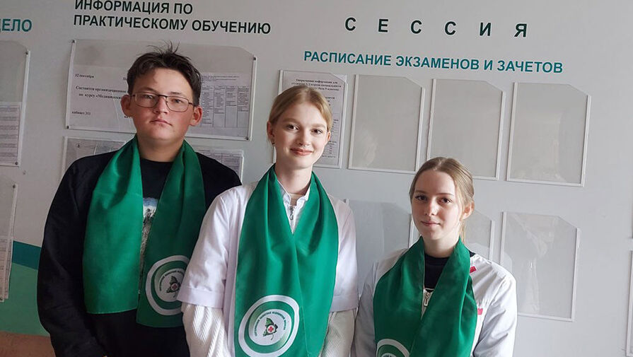 В Свердловской области второкурсники медколледжа спасли жизнь пассажиру маршрутки
