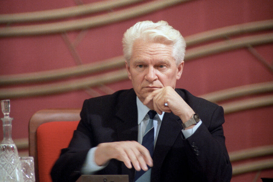 Председатель Совета Министров РСФСР Иван Силаев, 1990 год