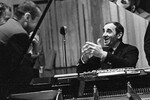 Шарль Азнавур на репетиции, 1964 год