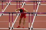 Олимпийский чемпион-2004 в беге на 110 метров с барьерами китаец Лю Сян в предварительных забегах на Играх в Лондоне не смог закончить дистанцию, получив травму правого голеностопа перед преодолением первого барьера