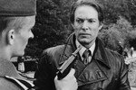 Ричард Чемберлен в сцене из телефильма «Рауль Валленберг: Забытый герой», 1985 год