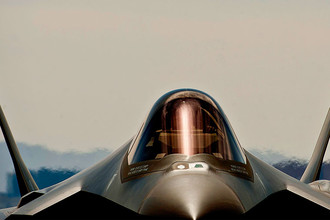 Истребитель F-35A Lightning II на базе ВВС США Неллис в Неваде, 2013 год