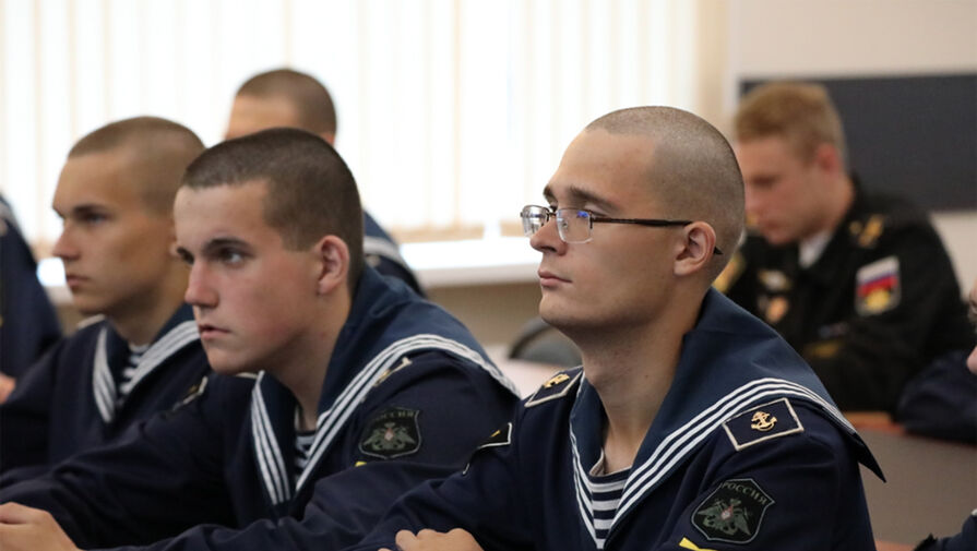 Военно-морская академия начала готовить специалистов военно-политической работы