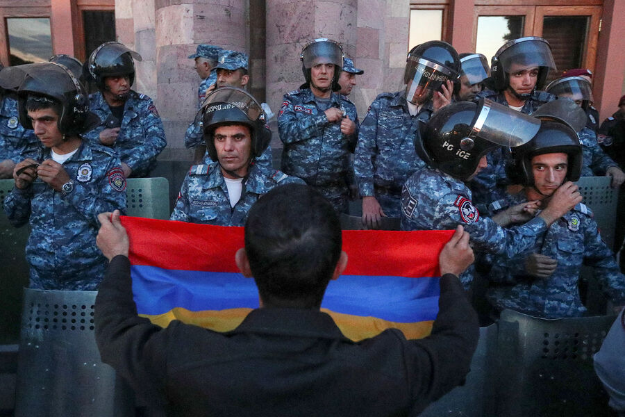 Во время протестов в центре Еревана в связи с обострением ситуации в Нагорном Карабахе, 20 сентября 2023 года
