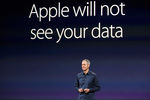 Джеф Уильямс во время презентации Apple