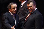 Президент УЕФА Мишель Платини и глава Украины Виктор Янукович