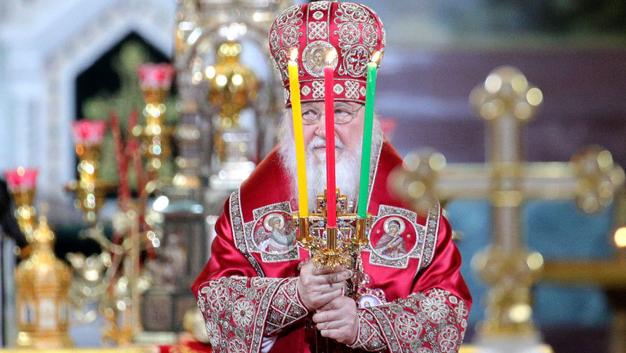 Патриарх Московский и всея Руси Кирилл во время праздничного пасхального богослужения в&nbsp;храме Христа Спасителя, 19 апреля 2020 года