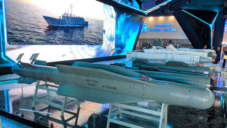 ВС России начали применять новейшие управляемые полуторатонные бомбы УПАБ-1500Б
