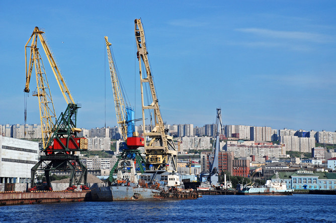 СУЭК продолжила консолидацию бумаг Мурманского морского торгового порта