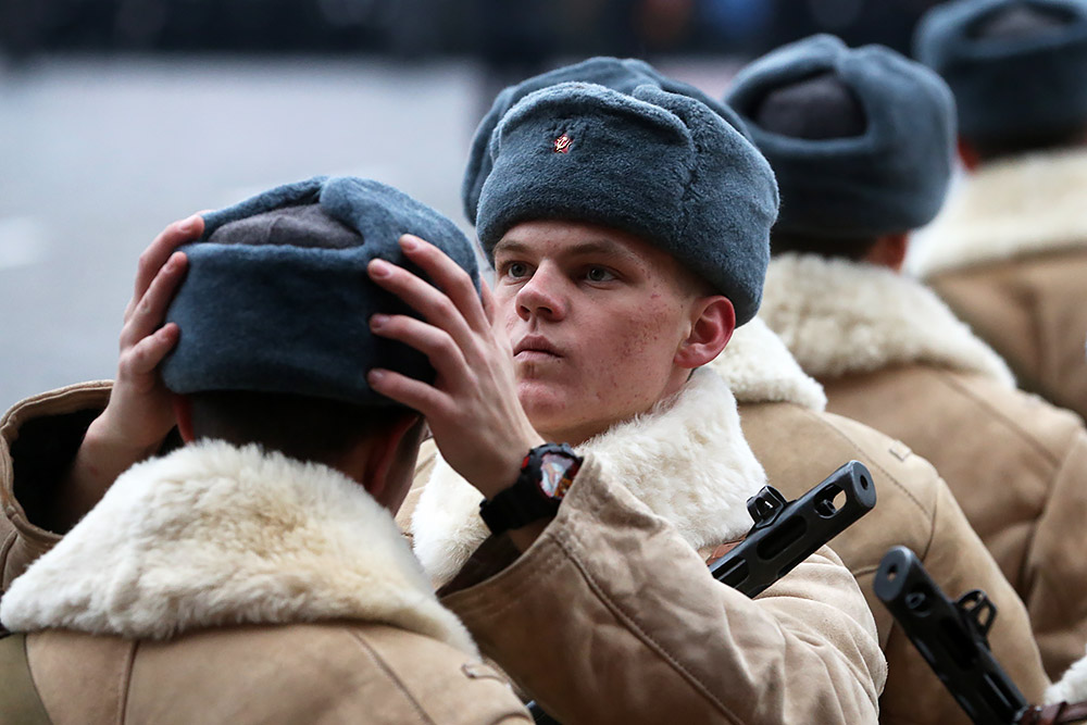 На марше, посвященном 73-й годовщине военного парада 7 ноября 1941 года, на Красной площади