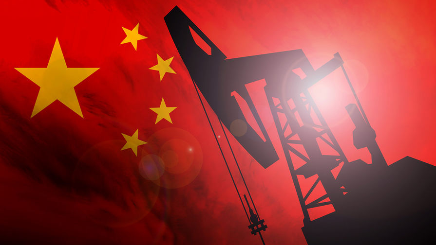 Bloomberg сообщил, что Китай закупает нефть, которую хотели импортировать страны Европы