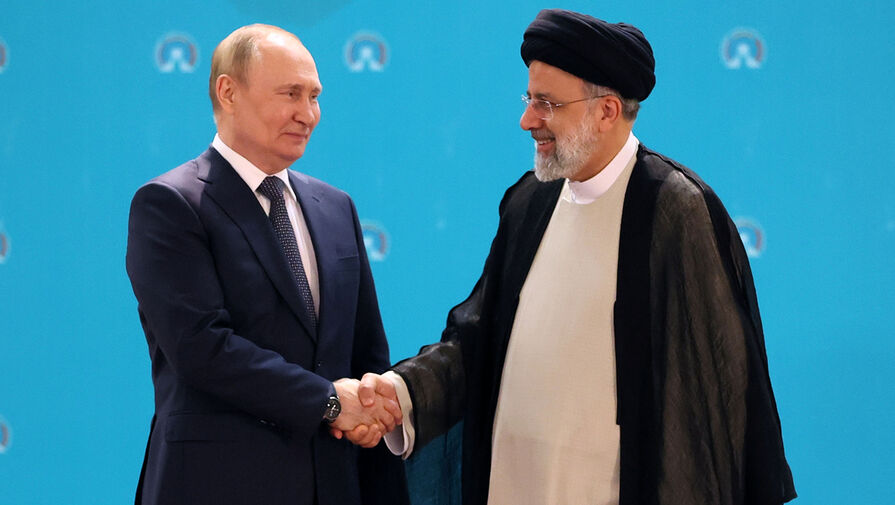 Путин обсудил в телефонном разговоре с президентом Ирана Раиси укрепление сотрудничества