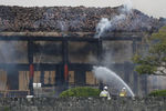 Последствия пожара в замке Сюри в японской префектуре Окинава, 31 октября 2019 года