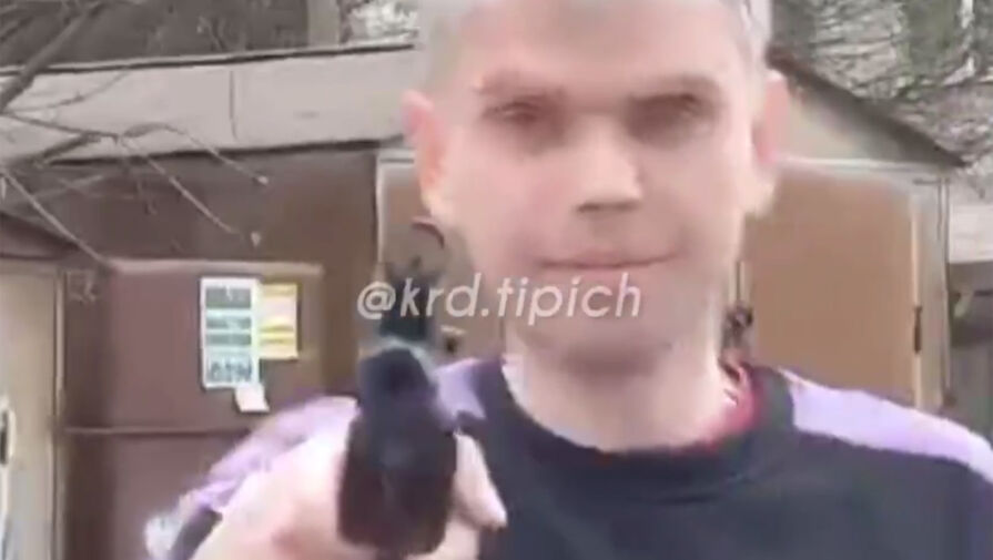 Россиянин направил ружье в лицо прохожей после замечания в свой адрес