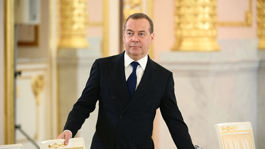 Медведев сравнил инфляцию в России и Европе