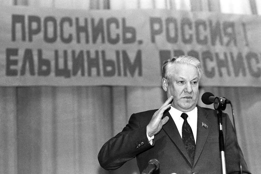 Борис Ельцин на&nbsp;встрече с&nbsp;избирателями в&nbsp;Зеленограде, 1991&nbsp;год