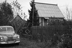 Автомобиль «Победа» в одном из дачных поселков в Подмосковье, 1969 год