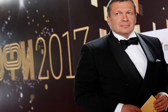 Телеведущий Владимир Соловьев перед началом церемонии вручения премии «ТЭФИ - 2017»