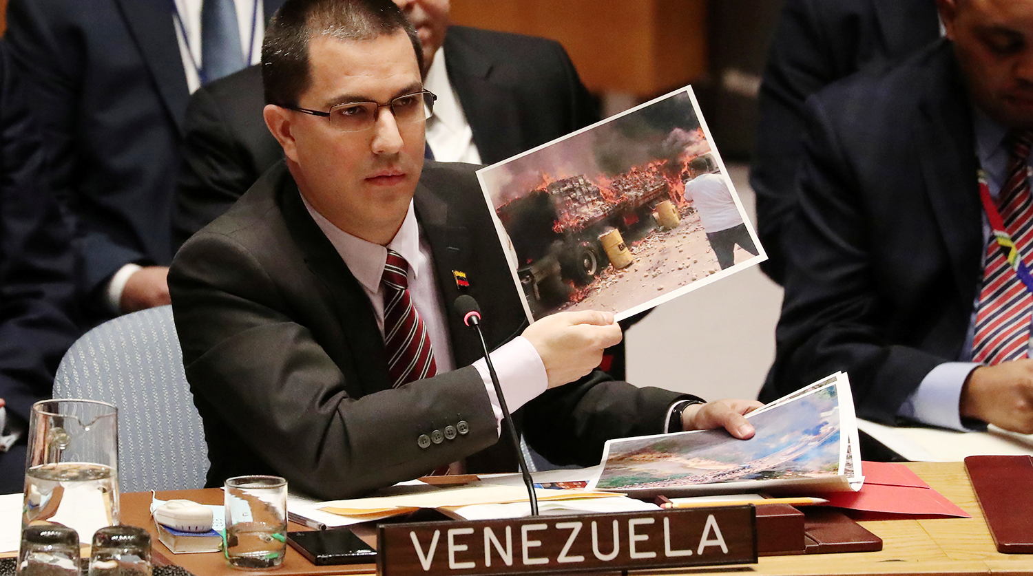 Глава МИД Венесуэлы заявил о готовности к диалогу с США и оппозицией