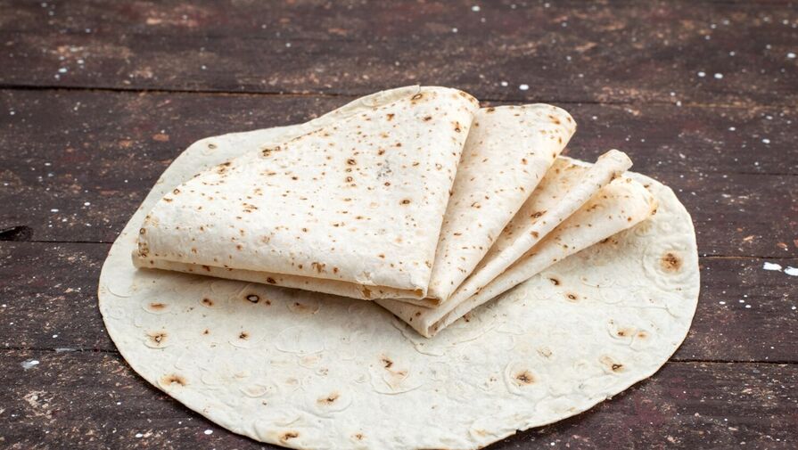 Россиянам рассказали, что полезнее  лаваш или хлеб