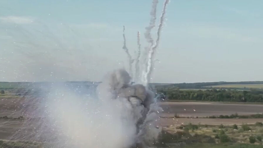 Смирнов пообещал восстановить разрушенные земли в Курской области