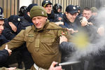 Участники акций в защиту Савченко у Генерального консульства Российской Федерации в Одессе