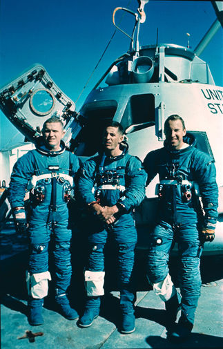 Астронавты Фрэнк Борман, Джеймс Ловелл и Уильям Андерс, 1968 год 