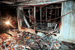 На месте трагедии в подземном переходе, 8 августа 2000 года