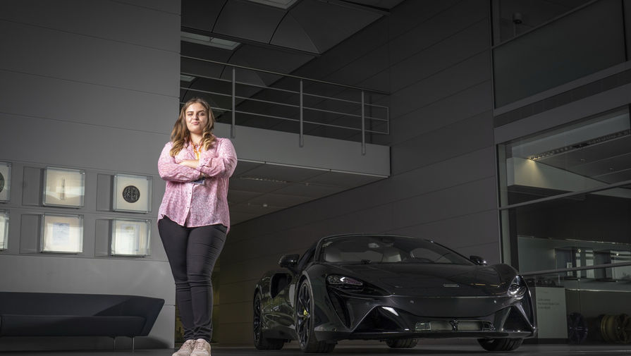 Главой McLaren стала 17-летняя девушка