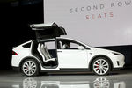 Премьера Tesla Model X